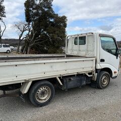  1.5tトラック（トヨエース）4WD 5F 貸します！