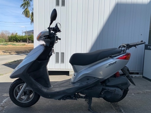 低走行！！ヤマハ　XC125E アクシストリート