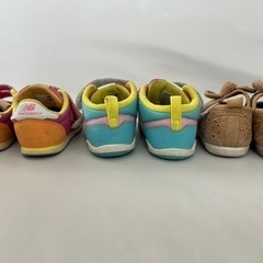 ニューバランス　子供シューズ　13.5 ㎝　14㎝　3足セットの画像