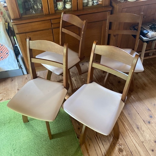 椅子　４客　まとめ　回転椅子　木製　無垢材ダイニングチェア　ブラウン