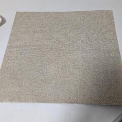 【取引中】ニトリ　洗えるタイルカーペット50×50 19枚セット