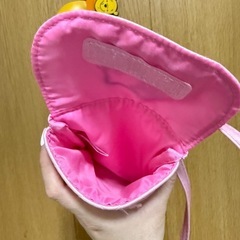 一番くじ　キティちゃん　スマホショルダーの画像