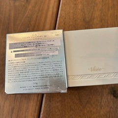 ヴィセ　トリニタスグロウパウダー02  フェイスパウダーの画像