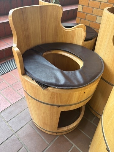 よもぎ蒸しの椅子1脚5000円