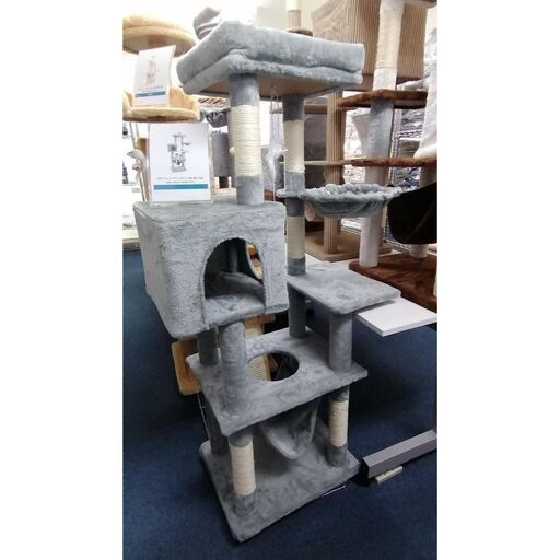 【特価7,000円】猫ちゃんのびのび♪キャットタワー
