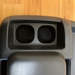 ハイエースワゴン　センターコンソール　の画像
