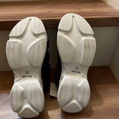INGNIサンダルの画像