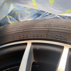 お値打ち品！ハリアーの夏タイヤ(ダンロップ)　ホイール付き！225\65R17    102Ｈの画像