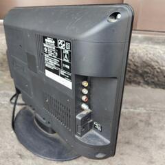 16型液晶テレビ　WORLD製　11年製　動きますの画像