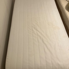 決まりました　　　無印良品　足付きマットレス　シングル 