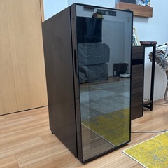 ワインセラー 黒 18本収納 4月末まで
