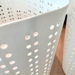 ランドリーバスケット　サンバッサ　バスケットL ドット(ホワイト)の画像