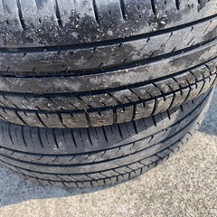 ノーマルタイヤ　ホイル付きの画像