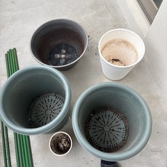 植木鉢、支柱の画像