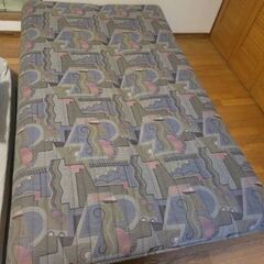 ソファーベッドの画像