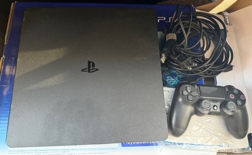 美品　PS4 本体500GB ブラック PlayStation4 CUH-2200A 初期化済/動作確認済 