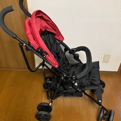 ベビーカーB型です