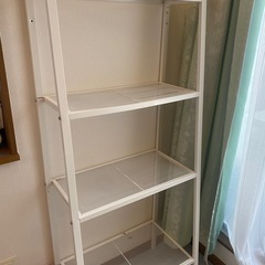 IKEAの飾り棚の画像