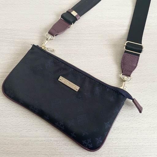 ☆お値引可能☆【極美品】russet  財布機能付きミニショルダーバッグ