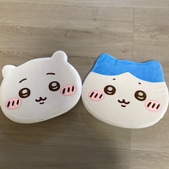 ちいかわ座布団２個セットの画像