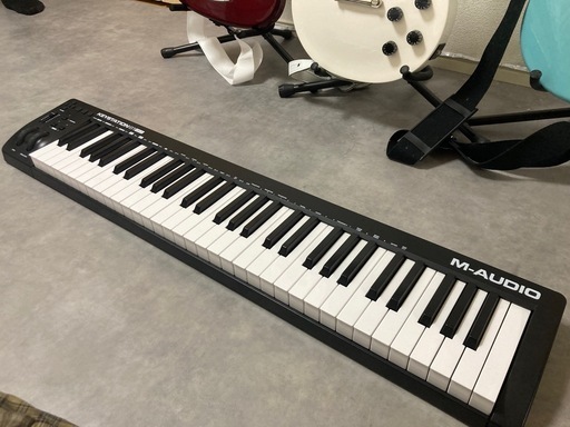 【美品】M-AUDIO ( エムオーディオ )  Keystation 61 MK3 MIDIキーボード