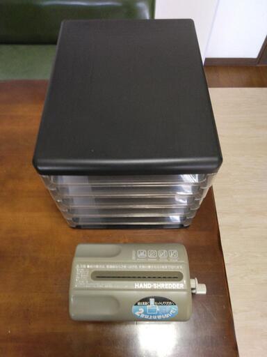 中古品】サンゲツタイルカーペット 追い掛け グレー色計65枚 