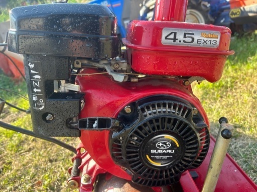 草刈機　芝刈機　共栄社　リールモアー　LM26 共栄社 芝刈り機 バロネス グリーンモア 自走式 LM26GH リール