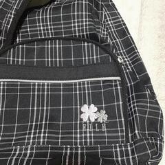 ELLE ボディバッグ 黒・白・ピンク チェック柄の画像