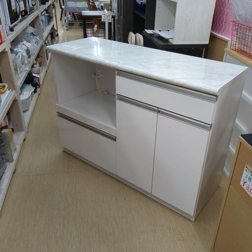 【美品】大理石調キッチンカウンター 株式会社クラフトコガ【こちらは店舗です。浜村鹿野温泉ICから3分 買取本舗 宮本リサイクル 営業時間9～19時 定休日水曜のみ←連絡できませんm(_ _)m】