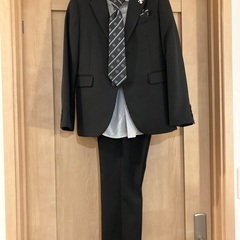 子供スーツ値下げの画像