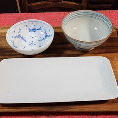 有田白山のプレートと小鉢2点セット差し上げます