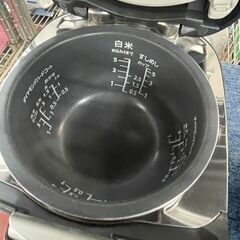 リサイクルショップどりーむ天保山店　No1233 炊飯器　Panasonic　２０１７年製　５．５合炊き　動作確認OK🎵の画像