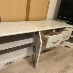 決まりました。テレビボードの画像