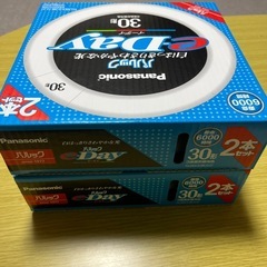 パナソニックパルック30型新品4本
の画像