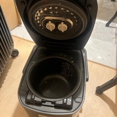 炊飯器の画像