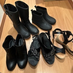 取引中　女性靴　FitFlopサンダル外