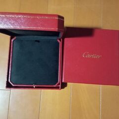 カルティエ　ネックレスの箱のみ