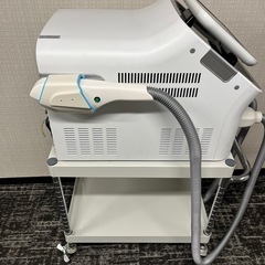 Tino 業務用脱毛器 【レイリーチ】 の画像