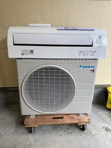 DAIKIN ルームエアコン　主に6畳用　標準取付工事費込み
