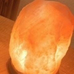 SALE中！ヒマラヤ岩塩ランプですの画像