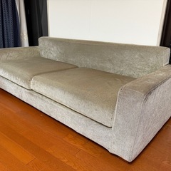 HUKLA 　3人掛けソファの画像