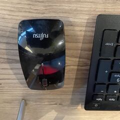 富士通デスクトップ一体型パソコン　中古備品　初期化済みの画像