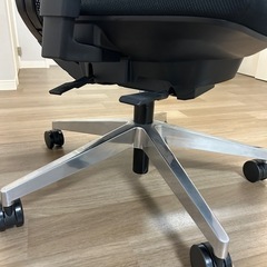 ITOKI オフィスチェア　YL9の画像