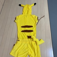 美品✨着ぐるみピカチュウの画像