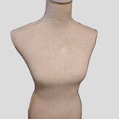 洋裁用トルソー2体の画像