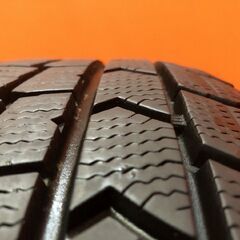 DUNLOP WINTER MAXX WM02 185/65R15 15インチ スタッドレス 4本 21年製 バリ溝 ノート フリード イスト アクア等　(KTE233)の画像