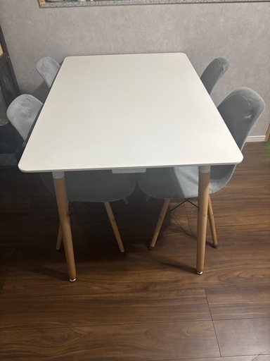 取引先決定しております！ダイニングテーブルセット