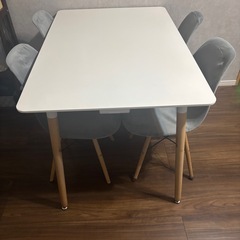 取引先決定しております！ダイニングテーブルセット