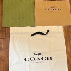 紙袋&コーチ布袋の画像