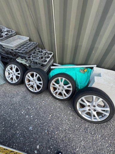 デミオ　純正ホイール